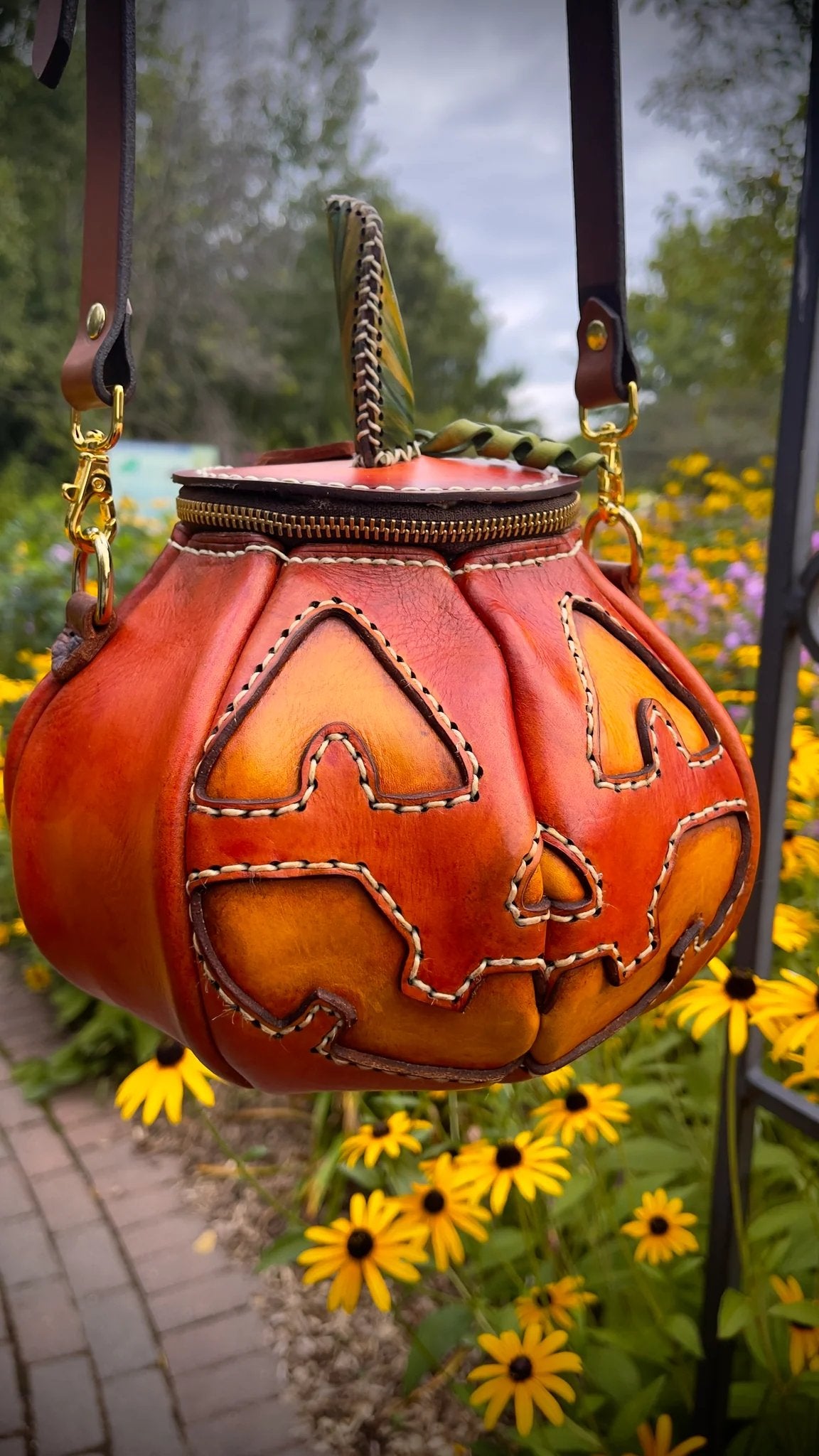🎃The Great Purely handmade leather Pumpkin Bag(✨Same as in the video)