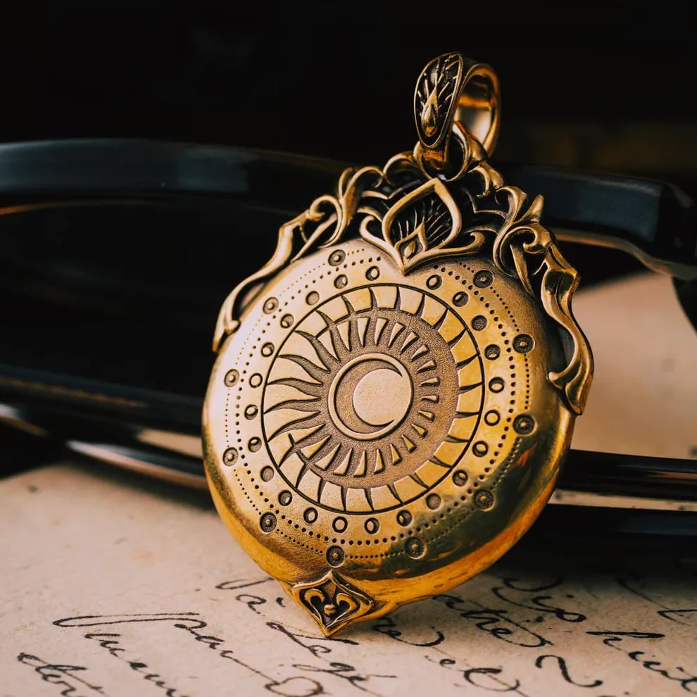 🔥LAST DAY 49% OFF👁️‍🗨️🔮Handmade Tarot Vision Pendant: Connect to Cosmic Wisdom Anytime